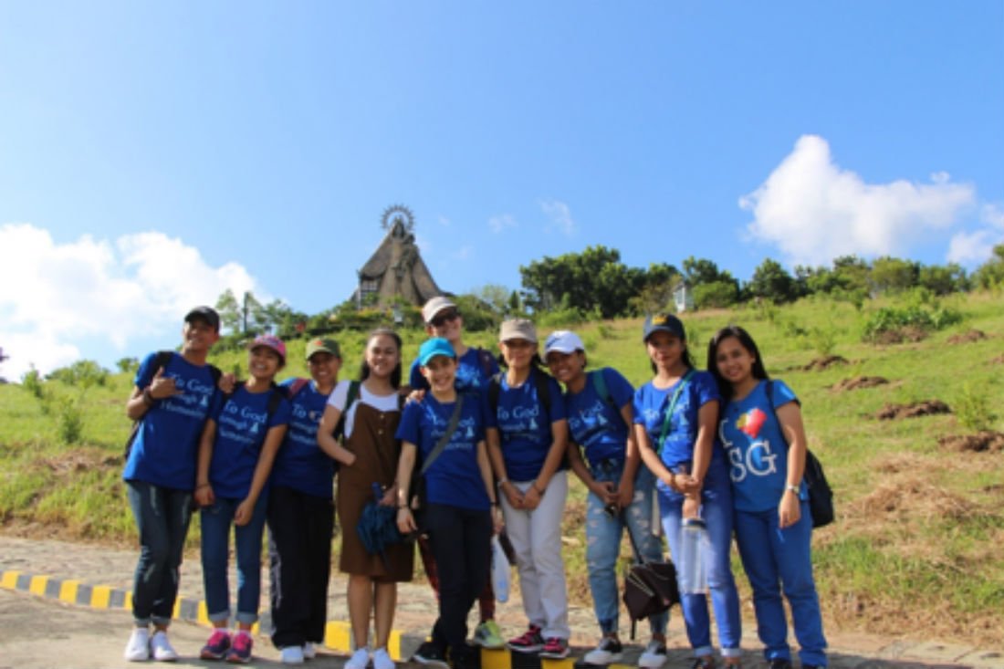 Voluntarios identes en Filipinas: «No estamos caminando solos» – Juventud  Idente Internacional